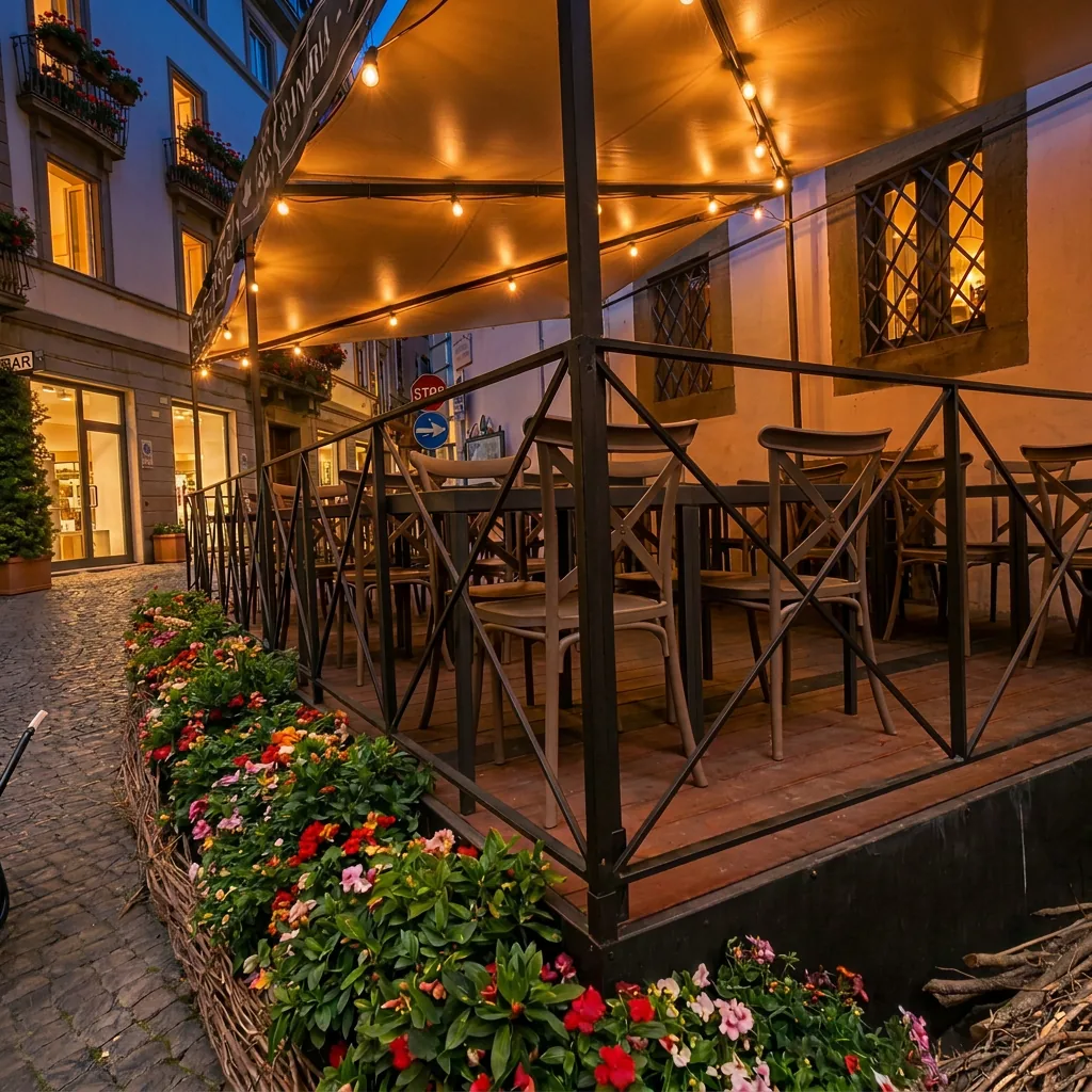 La veranda illuminata di sera con le luci a festone